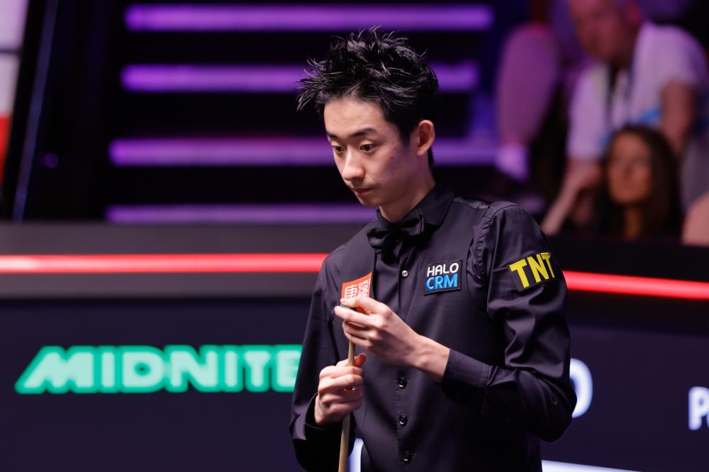罗纳尔迪尼奥球场魔法与足球艺术传奇解析